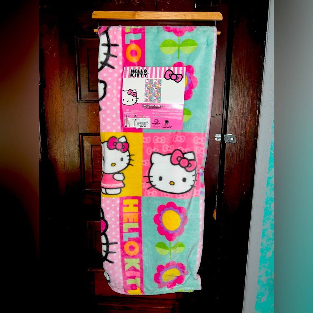 Hello Kitty Sunshine Blanket